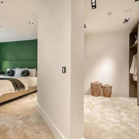 Daire Charming With Canal Views *